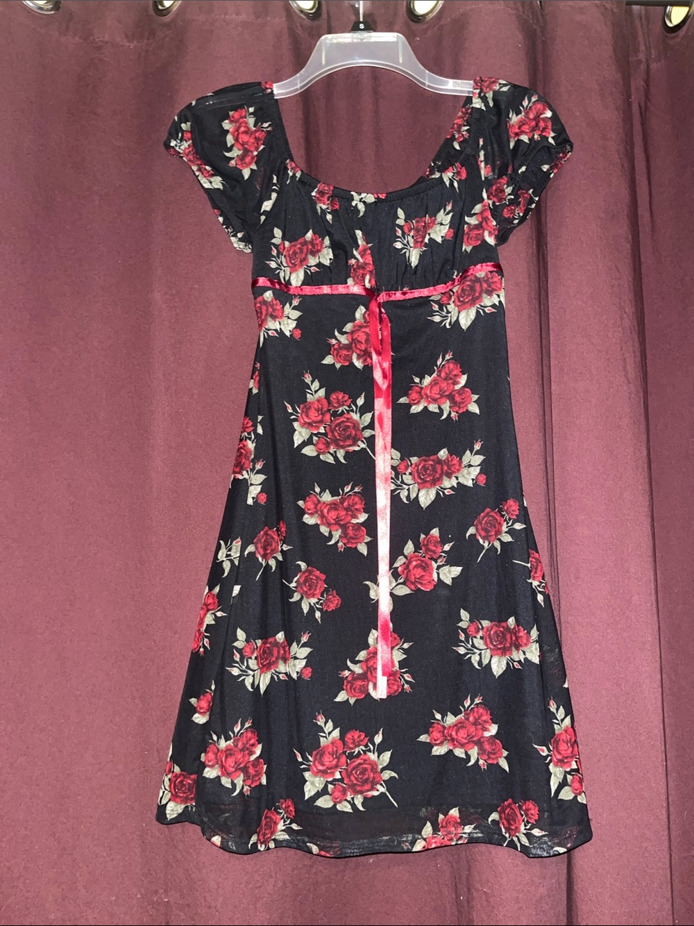 Floral Scoop-Neck Mini Dress with Red Rose Print